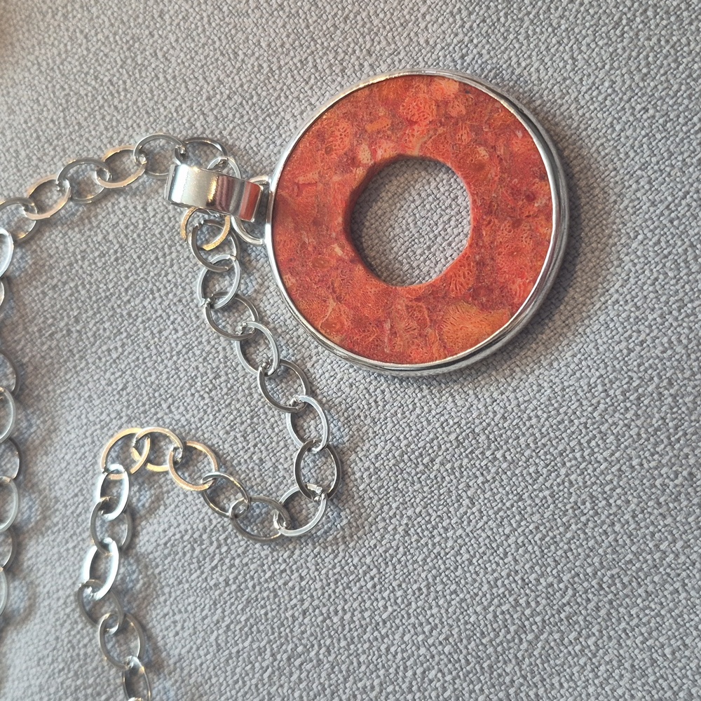 Silpada Sponge Coral Necklace - Picture 2 of 3